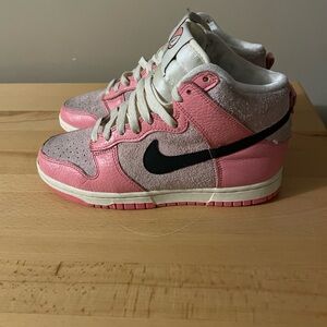 Nike Dunk High Hoops Pack Pink Sneakers DX3359-600 Women Size 6.5 Valentines